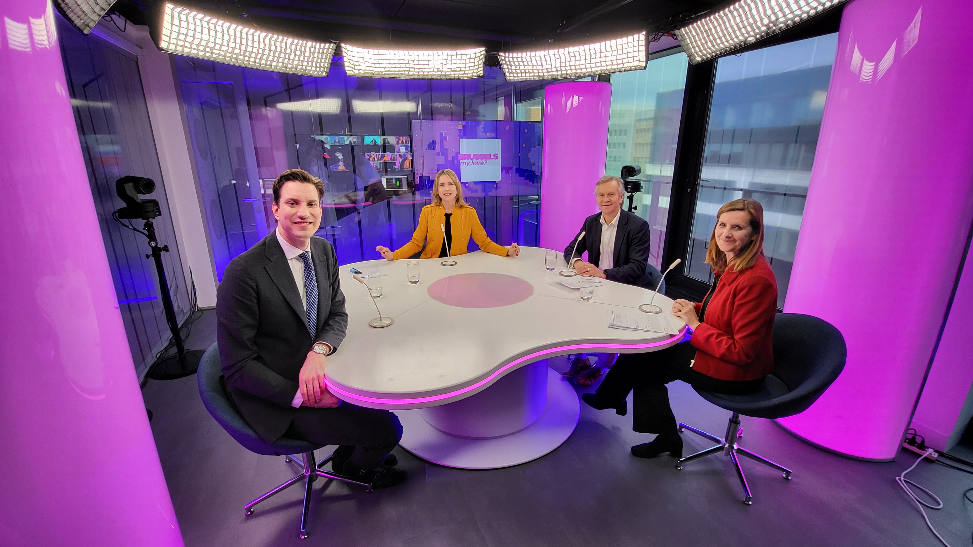 Isabelle on TV Panel